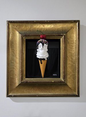 Skull Cream in Gold Frame