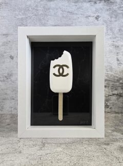 White Chanel Gold CC LUXIPOP